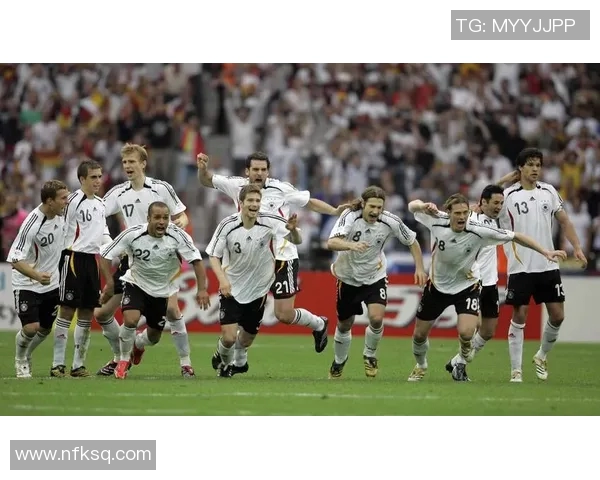 萨工人迎战纳尔瓦决战即将开启的足球盛宴